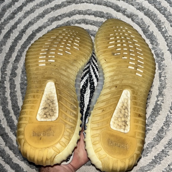 YEEZY 350 ZEBRA - Picture 9 of 9